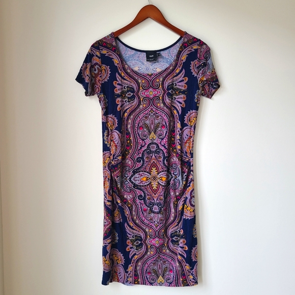 Maternity dress - Picture 1 of 3